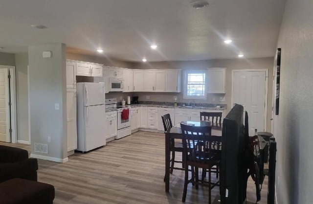 Seymour Southern Comfort