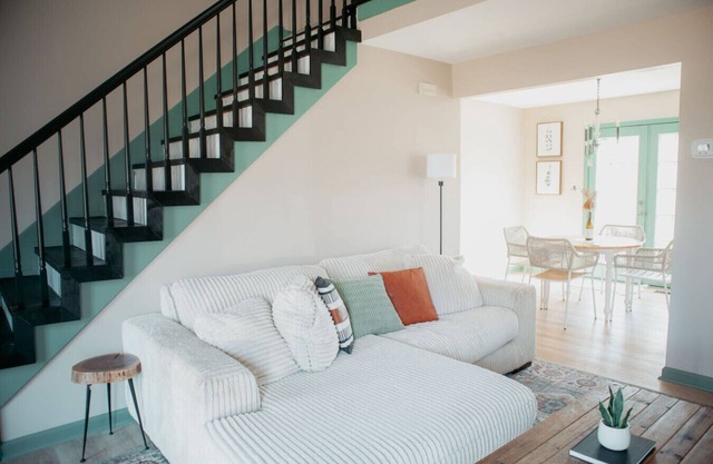 Shady Maple Home|King Bed & Fenced Yard, Location