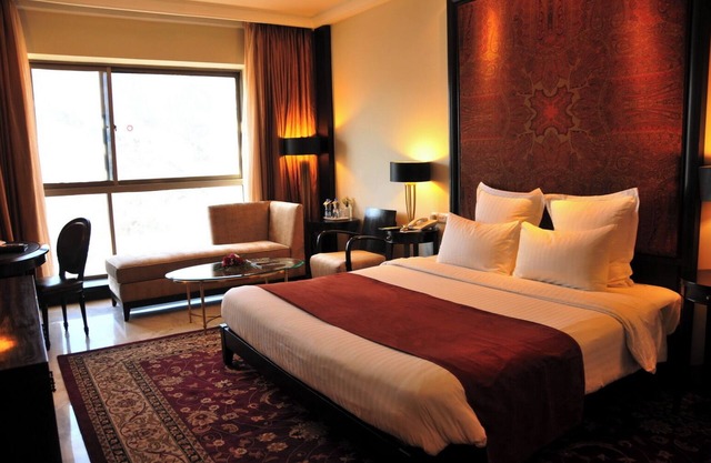 Shah Continental Hotel and Restaurant