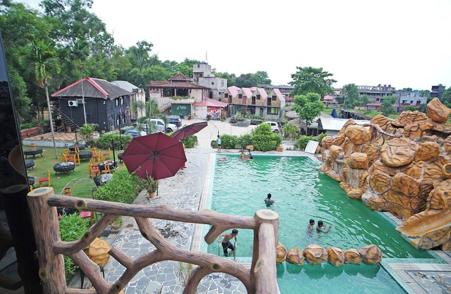 Shakuntala Village Resort