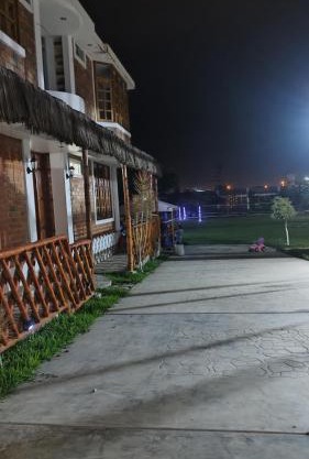 Shalom Country House