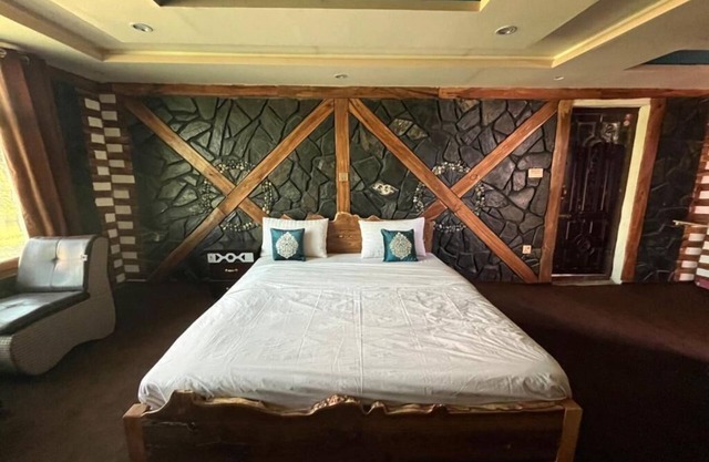 Shanghai Resort - Skardu