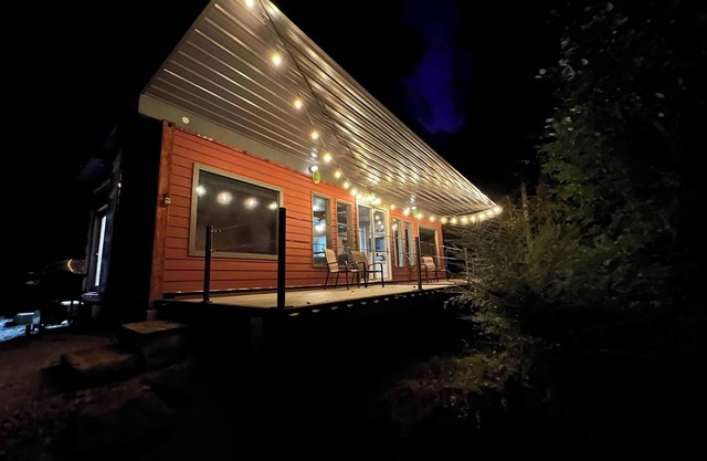 Shipping Container Cabin in the Woods of Red River Gorge | Hot Tub | Secluded