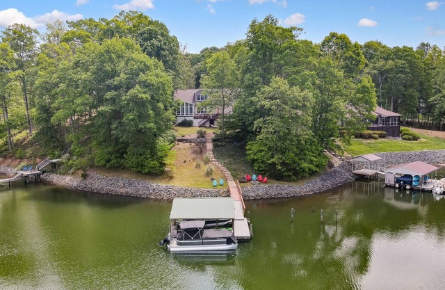 Shoreside Oasis | Amazing Views & Spacious 5BR 4BA