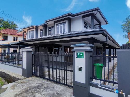 Sibu T1 Homestay, 4 Bedrooms