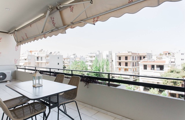 Signature 2BR Apartment in Marousi