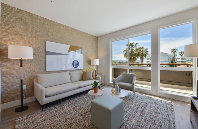 Silicon Valley One Bedroom with Luxury Amenities