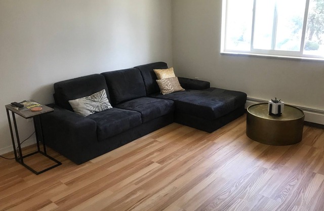 Simple 1 BR in SE Cherry Creek-monthly rental only