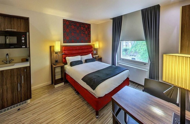 Simply Rooms & Suites