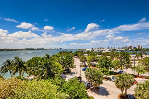 Singer Island Inn/Deluxe Studio