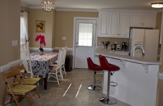 Single 3 Bedroom 2 Bath House in a nice neighborhood