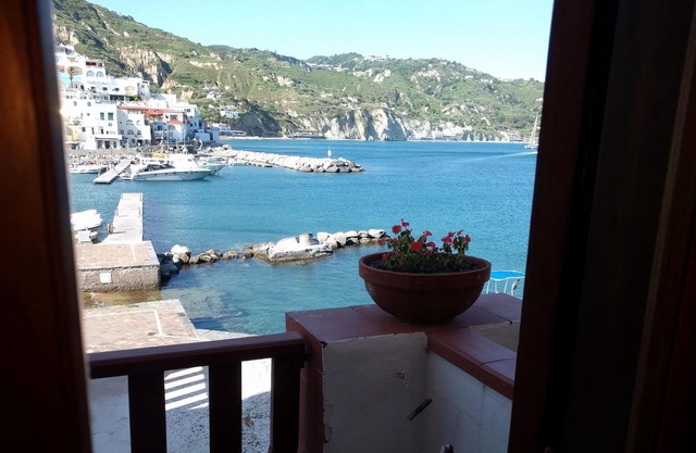 Singola VM-Single room-Ensuite with Shower-Sea View