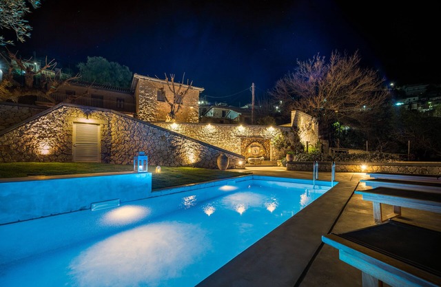 Siora Tanto Villa, a combination of rustic charm and modern flair!