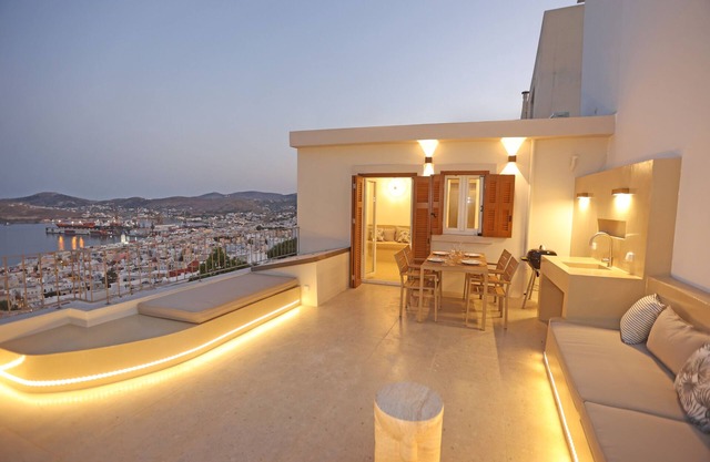 Siroa View | Where Sea Meets Sky