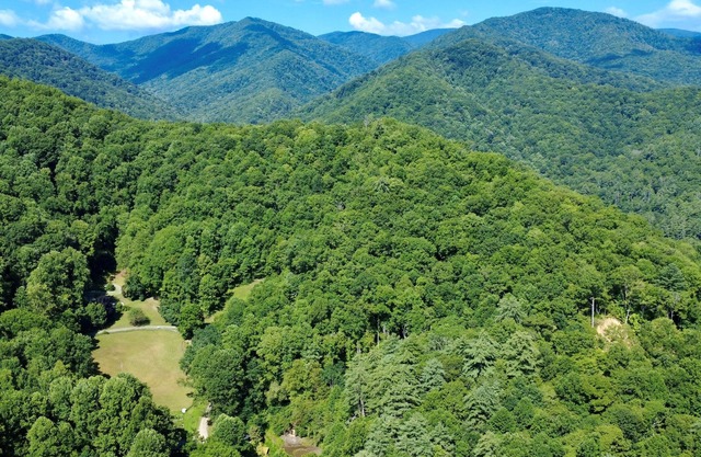 Site 2 – 50 Amp, Water, Sewer & Fire Ring