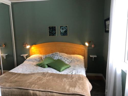 Sjönära lägenghet på landet