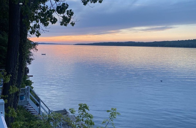 Skaneateles Lakefront Cottage