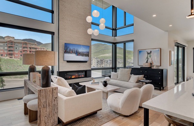 Ski Retreat at Canyons Village, sleeps 12