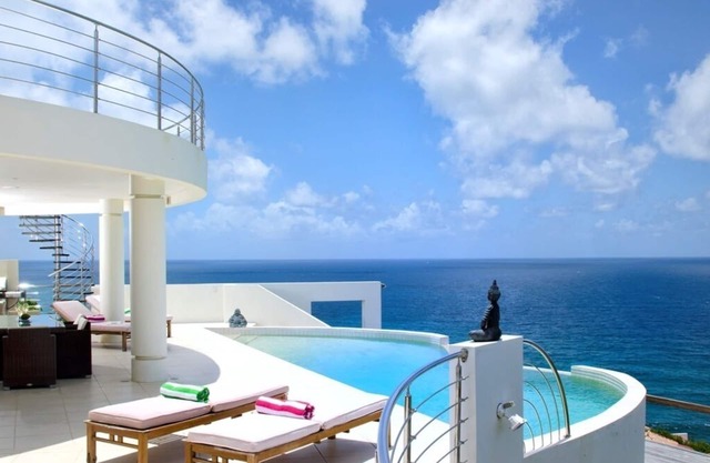 Sky Blue: 5 Bdrm Oceanview Villa in Dawn Beach Estates | Island Properties