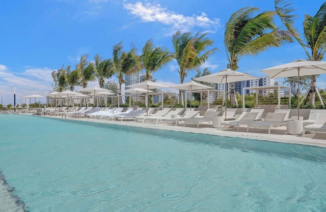 Sky-High Serenity | 21st Floor 1BR by the Beach