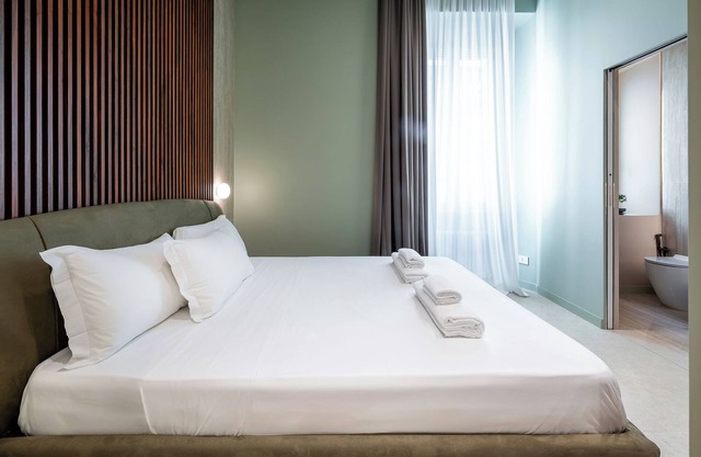 Skylife Minimalist Boutique Apartment