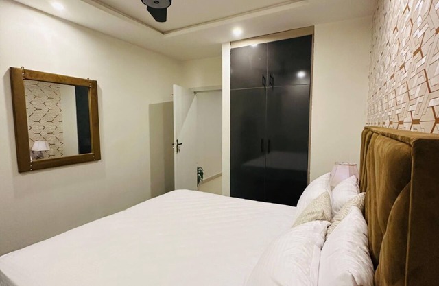 Skyline apartments, escape to the skys. Clean and peaceful