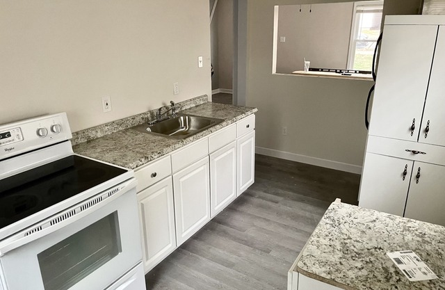 Sleeps 4, near Clayton business district, hospitals, traveling workers home