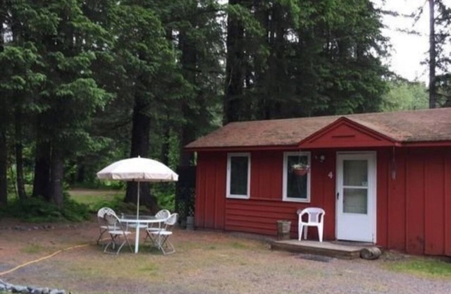 Sleeps 6-Private bath