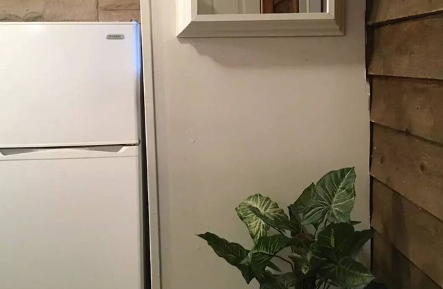 Small 3 room suite for one