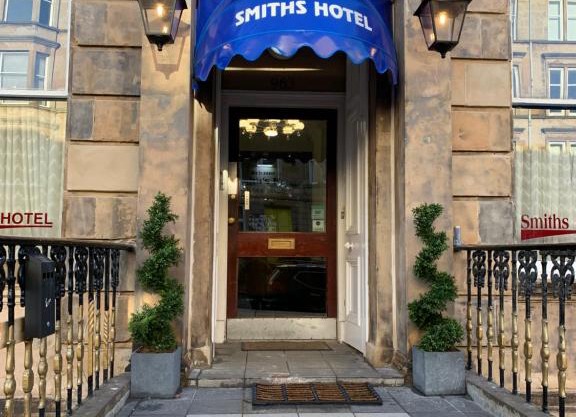Smiths Hotel