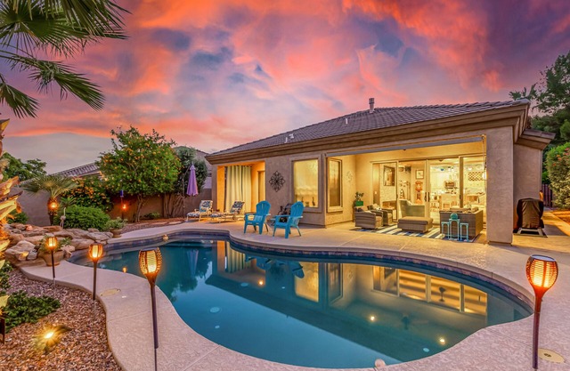 Snowbird-Friendly Home with Private Pool, Grill, AC, Fireplace, & WiFi - Dogs OK