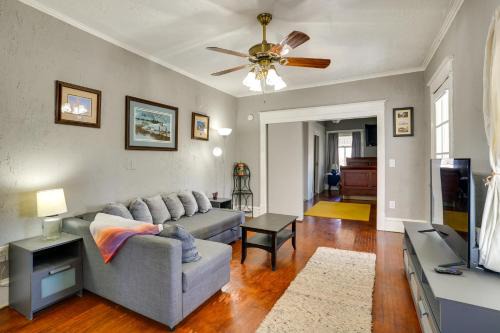 Snowmobile Trail On-Site Lakefront Mound Apt!