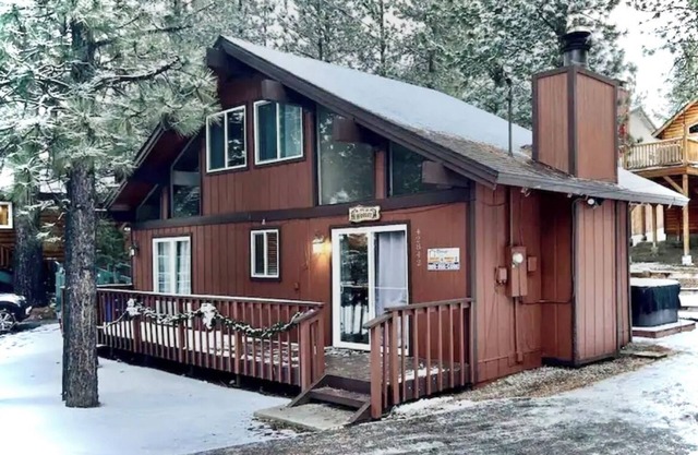 So Woodsy Cabin, spa, near slopes, EV charger