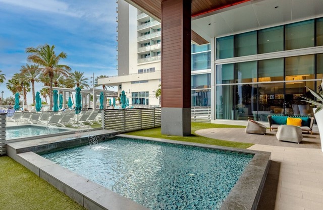 Soak Up the Sunshine at Wyndham Clearwater Beach- 2 Bd. Dlx