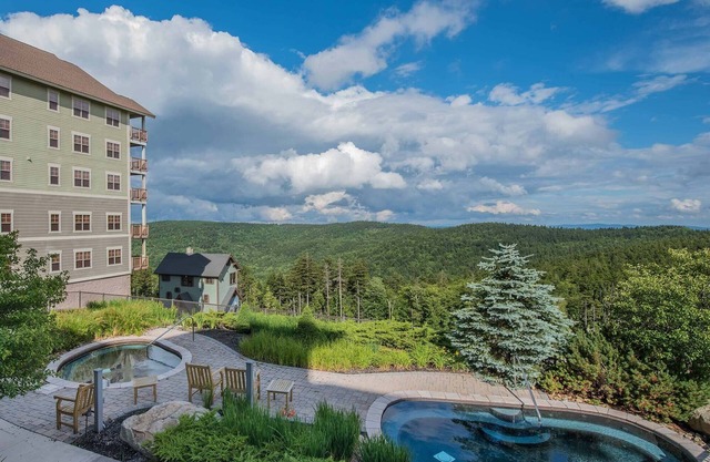 Soaring Eagle #110: 2 Bedrooms, 2 Full Baths: Slope Side