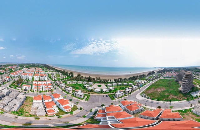 Solar LuxStay Villa - Long Beach