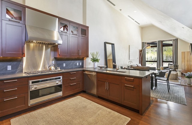 Solaris Residences - 2Bedroom - Penthouse E West
