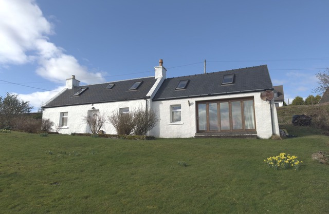 SOLAS, family friendly, country holiday cottage in Broadford