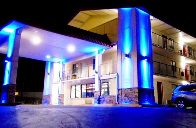 Somatel Nashville Airport Hotel