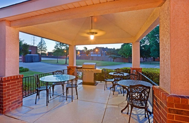 Sonesta Simply Suites Arlington
