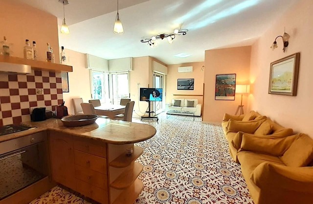 Sorrento Coast: apartment in the center a few steps from the sea