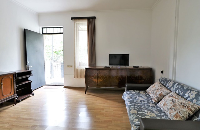 Soso-Ia's New Apartment