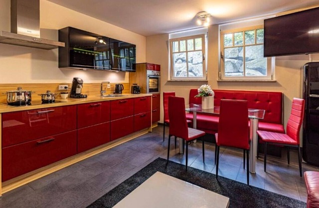 Souterain apartment with 60 sqm - Villa Scandic Apartments