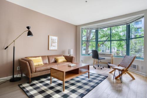 South Beach 2br w pool tennis spa SFO-1400