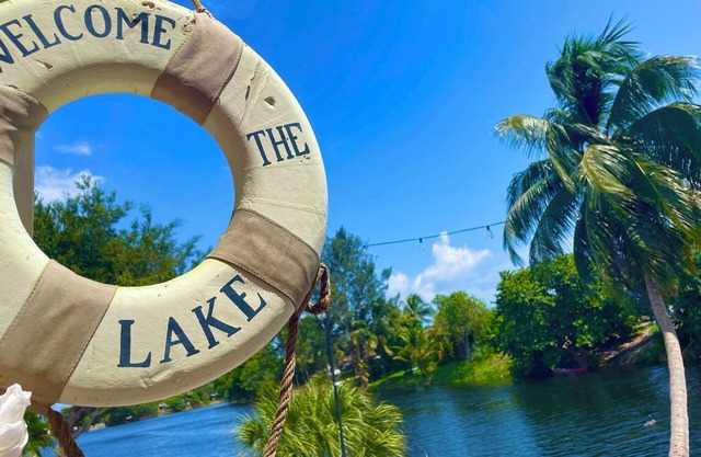South Florida LAKE SIDE!nTropical Pace Living: "Feather & Lake - Water's Edge"