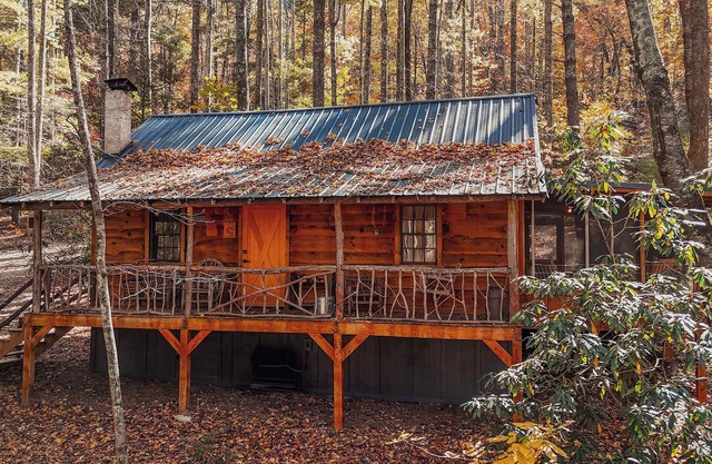 South Fork cabin at Cabin Fever in NC!