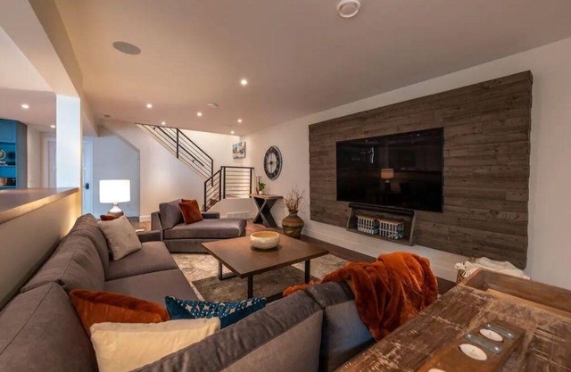 South Okanagan Luxury!