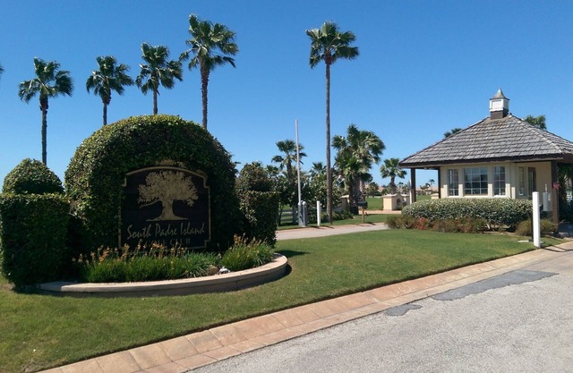 South Padre Island Golf Club. Baja Texas, your friends and family vacation home!