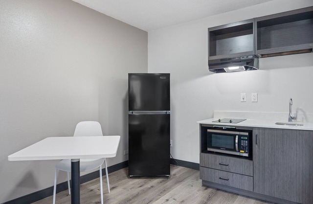 Southern Suites Pensacola Davis