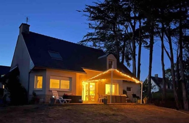 Spacieuse Maison à Morgat Avec vue sur la mer